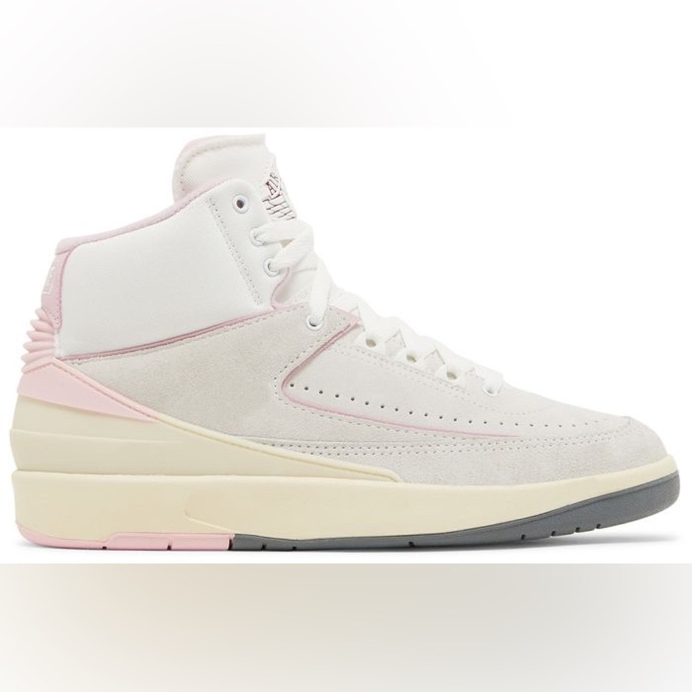 Nike. Wmns Air Jordan 2 Retro 'Soft Pink'. Size 9. (Men’s 7.5).